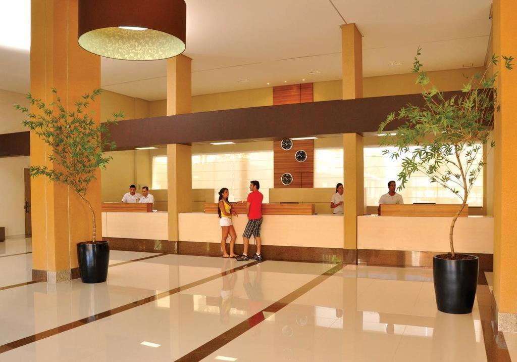 Prive Boulevard Apart Vista Piscinas * Caldas Novas